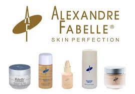 Assortiment huidverzorgingsproducten van Alexandre Fabelle, gepresenteerd op witte achtergrond
